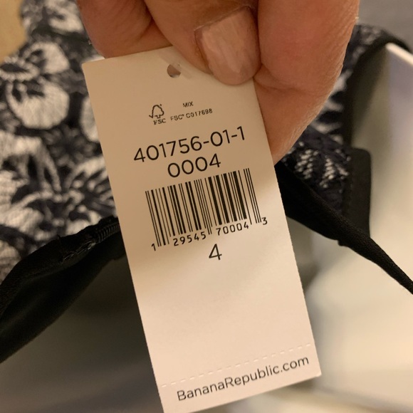 NWT Banana Republic black lace midi dress 4 - Picture 8 of 8